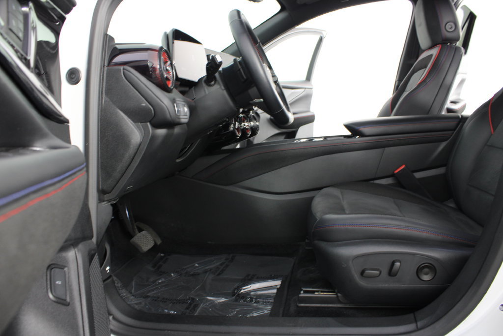 Used 2024 Chevrolet Blazer EV RS AWD/4WD image 19