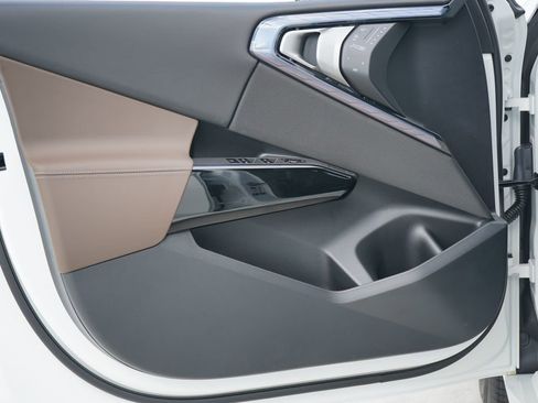 New 2026 BMW X3 xDrive30 w/ M Sport Package image 8