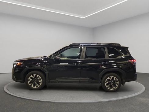 Used 2026 Subaru Forester Premium AWD/4WD image 3
