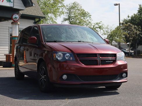 Used 2019 Dodge Grand Caravan GT FWD image 6