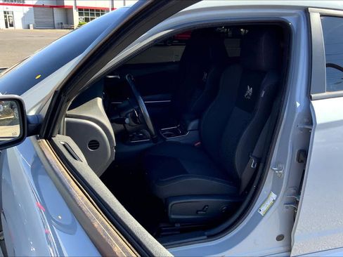 Used 2022 Dodge Charger Scat Pack w/ Driver Convenience Group RWD image 8