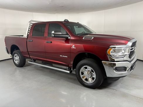 Used 2022 RAM 2500 Tradesman AWD/4WD image 9