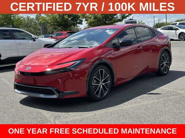 Used 2024 Toyota Prius XLE FWD image 5
