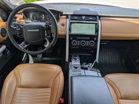 Used 2020 Land Rover Discovery HSE Luxury AWD/4WD image 11