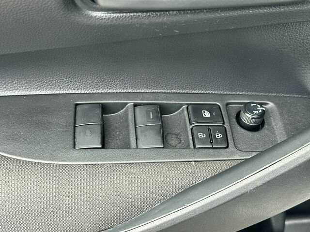 Used 2024 Toyota Corolla LE FWD image 13