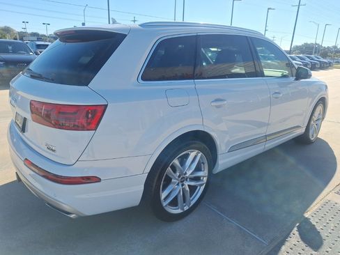Used 2017 Audi Q7 3.0T Prestige image 6