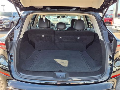 Used 2024 Nissan Murano SV w/ SV Midnight Edition Package image 16