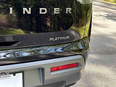 New 2026 Nissan Pathfinder Platinum w/ Accent Package FWD image 29