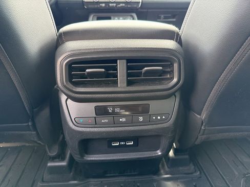 Used 2023 Honda Pilot EX-L image 22