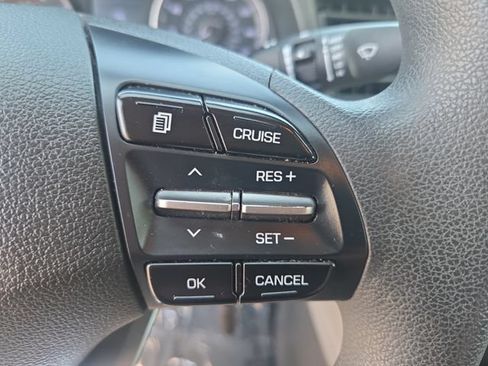Used 2020 Hyundai Elantra SEL FWD image 21