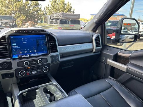 Used 2022 Ford F250 4x4 Crew Cab Super Duty image 21