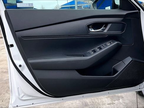 New 2026 Honda Accord LX image 10