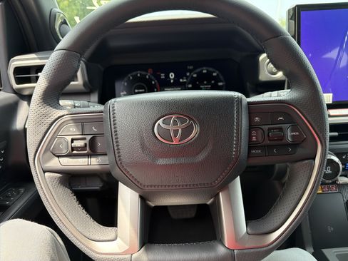 New 2026 Toyota 4Runner Limited AWD/4WD image 20