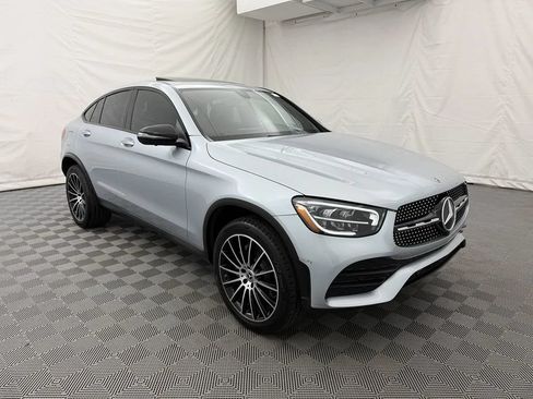 Used 2021 Mercedes-Benz GLC 300 4MATIC Coupe image 4