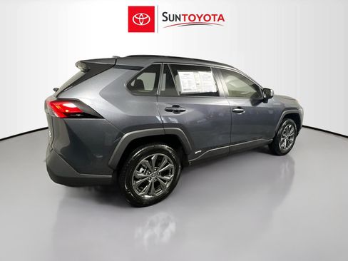 Used 2025 Toyota RAV4 XLE Premium w/ Weather Package AWD/4WD image 4
