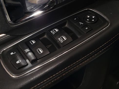 Used 2018 RAM 1500 Laramie Longhorn image 27