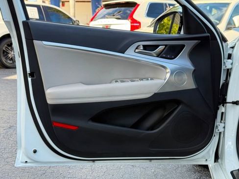 Used 2021 Genesis G70 2.0T w/ Elite Package image 20