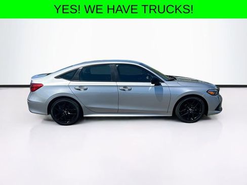 Used 2022 Honda Civic Sport image 11