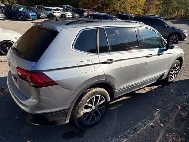 Used 2019 Volkswagen Tiguan SE w/ Panoramic Sunroof Package FWD image 6