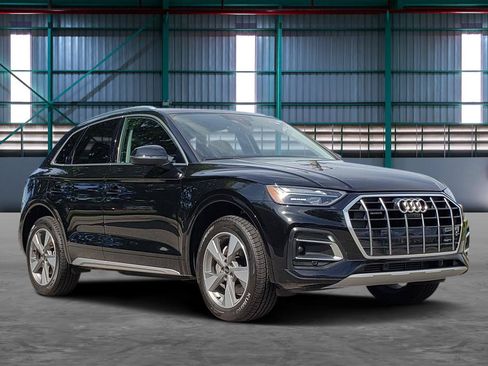 Used 2023 Audi Q5 2.0T Premium Plus w/ Premium Plus Package AWD/4WD image 6
