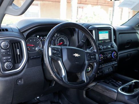 Used 2020 Chevrolet Silverado 2500 LTZ image 20