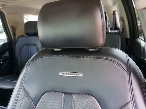 Certified 2019 Ford Expedition Max Platinum RWD image 33