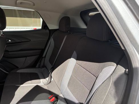 Used 2025 Chevrolet TrailBlazer LT image 19