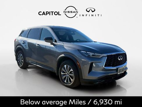 Used 2025 INFINITI QX60 Pure image 3