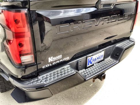 Used 2023 Chevrolet Colorado Z71 w/ Z71 Convenience Package 2 image 33