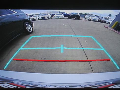 Used 2024 Toyota Camry SE FWD image 18