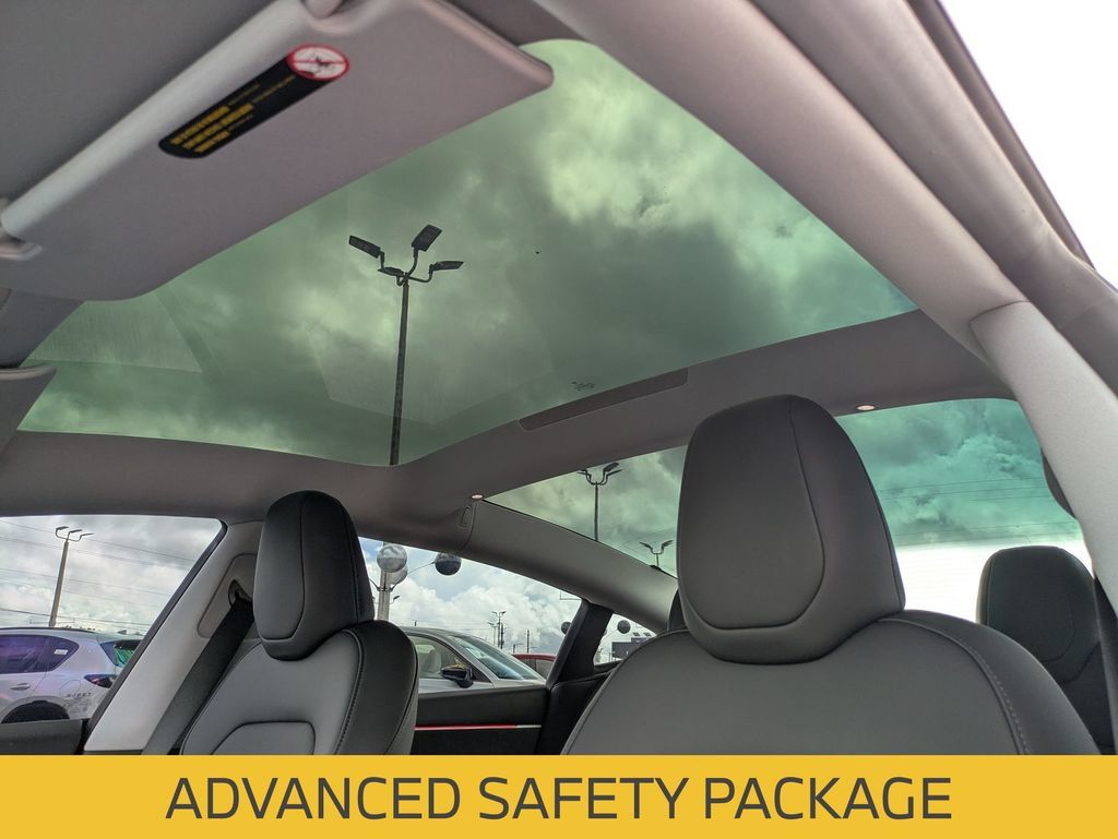 Used 2025 Tesla Model 3 Long Range RWD image 16