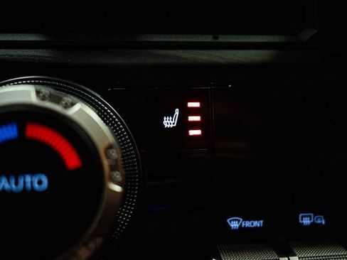 Used 2024 Toyota Tacoma TRD Sport w/ TRD Sport Upgrade Package image 21