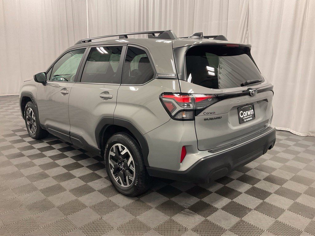 Used 2026 Subaru Forester Premium AWD/4WD image 8
