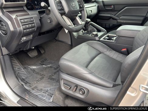 Used 2025 Toyota 4Runner TRD Off-Road Premium image 19