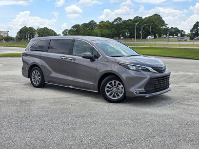 Used 2024 Toyota Sienna XLE
