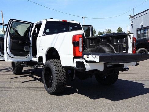 Used 2024 Ford F250 Platinum AWD/4WD image 41