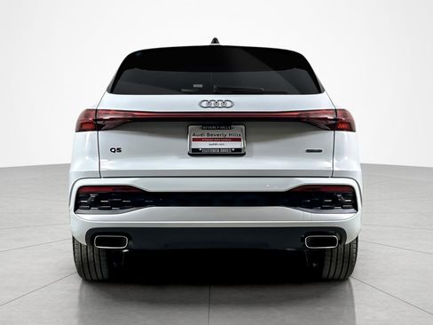 Used 2025 Audi Q5 Premium Plus w/ Premium Plus image 4