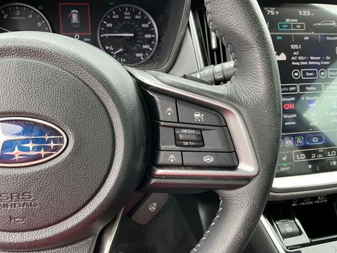 Used 2023 Subaru Outback Limited AWD/4WD image 11