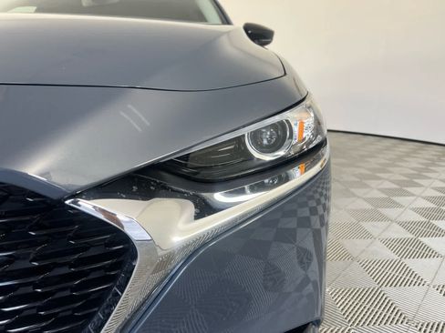Used 2022 MAZDA MAZDA3 s FWD image 9