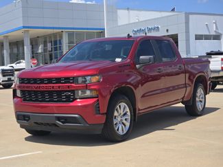 Used 2022 Chevrolet Silverado 1500 Custom w/ LPO, Dark Essentials Package AWD/4WD video 4