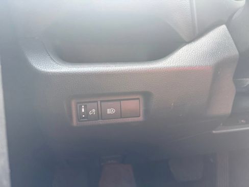 Used 2024 Toyota RAV4 XLE FWD image 14