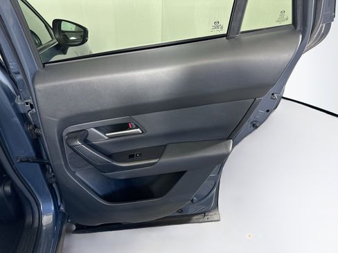 Used 2025 MAZDA CX-50 AWD 2.5 S w/ Premium Package image 32