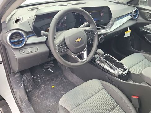 New 2026 Chevrolet Trax LT w/ Driver Confidence Package image 21