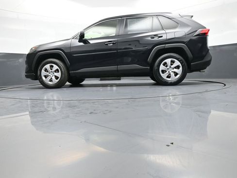 Used 2019 Toyota RAV4 LE w/ All Weather Liner Package AWD/4WD image 32