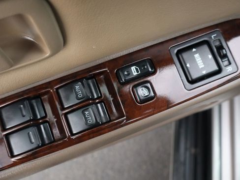 Used 2002 Toyota 4Runner Limited AWD/4WD image 27
