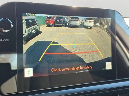 Used 2023 Lexus UX 250h F Sport image 19