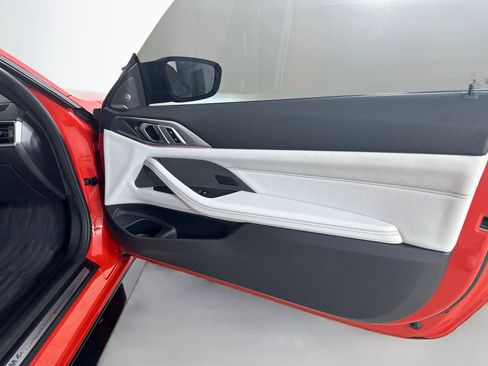 Used 2021 BMW M4 Competition w/ M Carbon Exterior Package RWD image 41