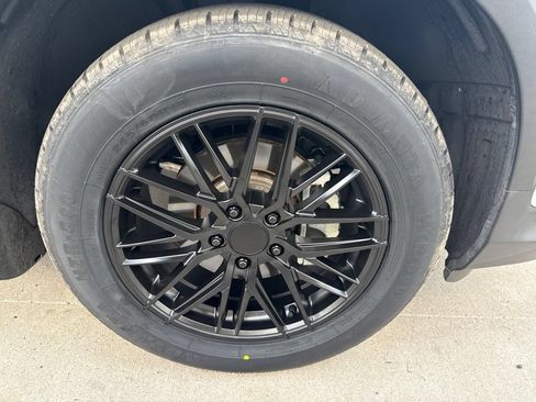 Used 2021 Honda Pilot EX-L image 12