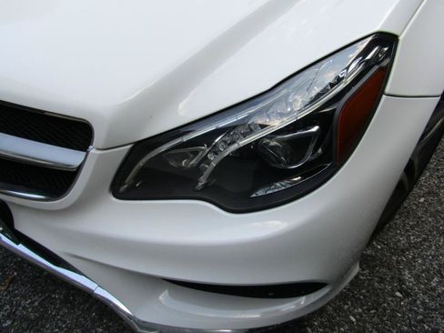 Used 2016 Mercedes-Benz E 400 Cabriolet image 25
