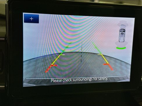 Used 2024 Ford Explorer Limited image 23